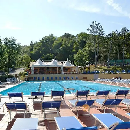 营地 Campings.com Village Mugello Verde *